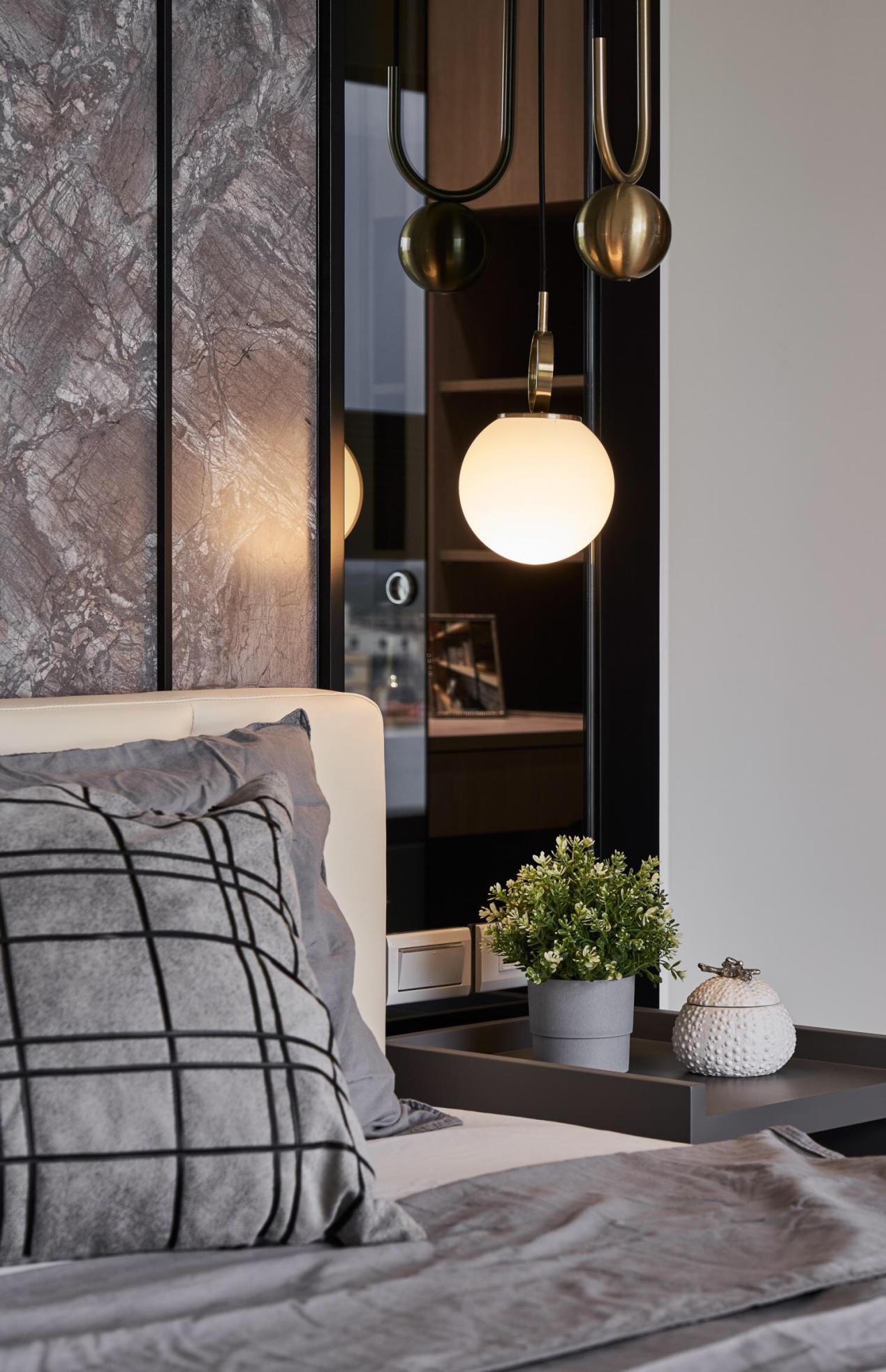 現(xiàn)代簡約臥室裝修效果圖