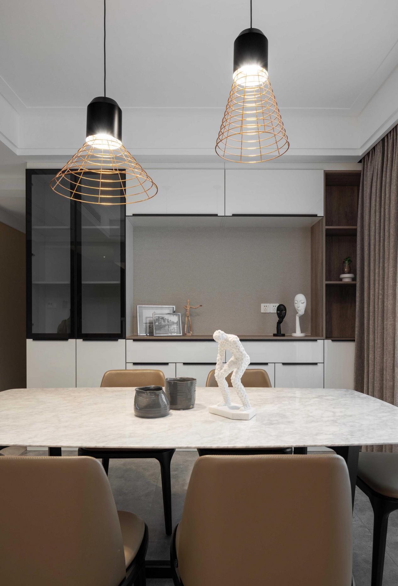 現(xiàn)代簡(jiǎn)約餐廳裝修效果圖