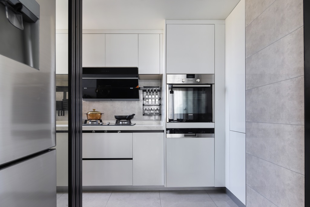 現(xiàn)代簡約風(fēng)格廚房裝修效果圖