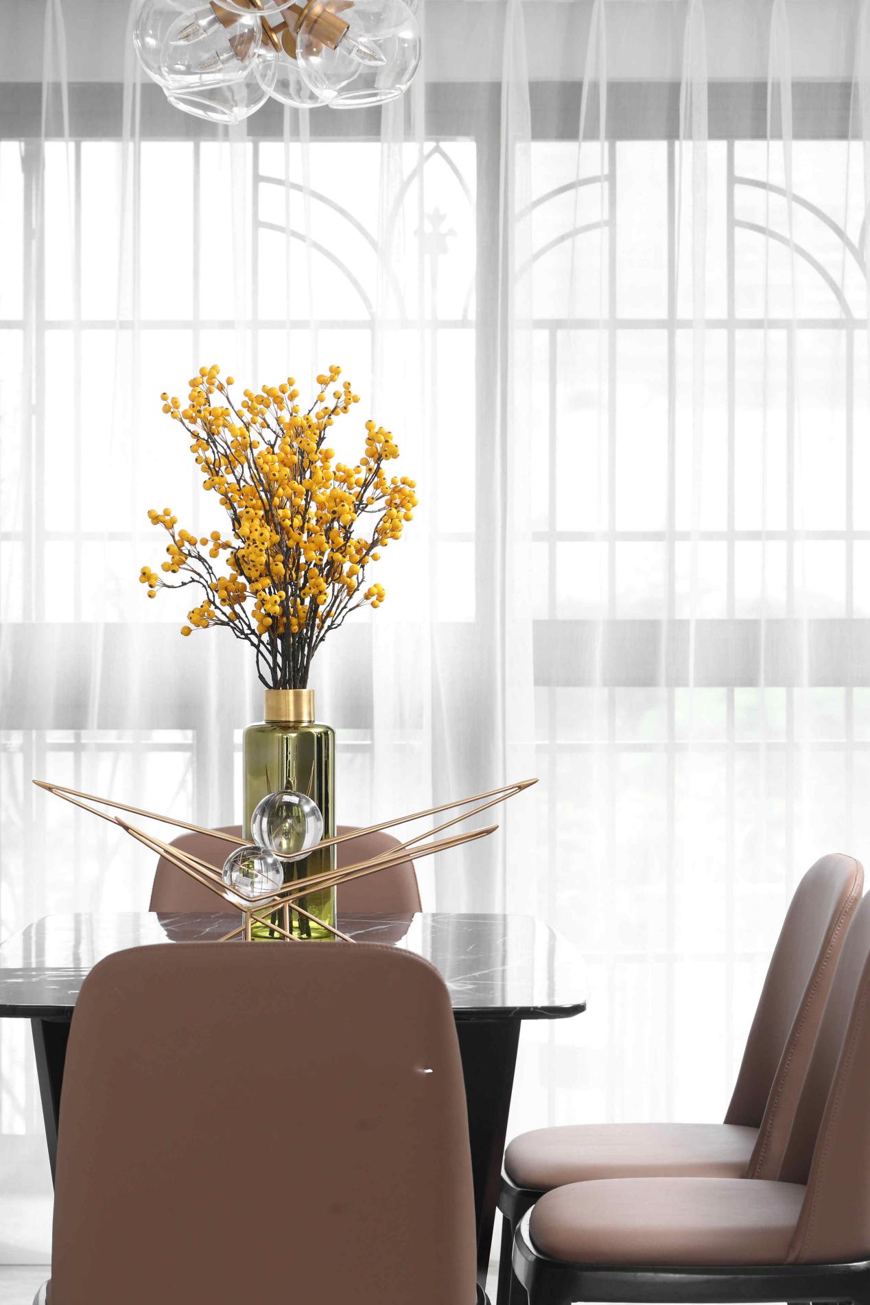 現(xiàn)代輕奢餐廳裝修效果圖