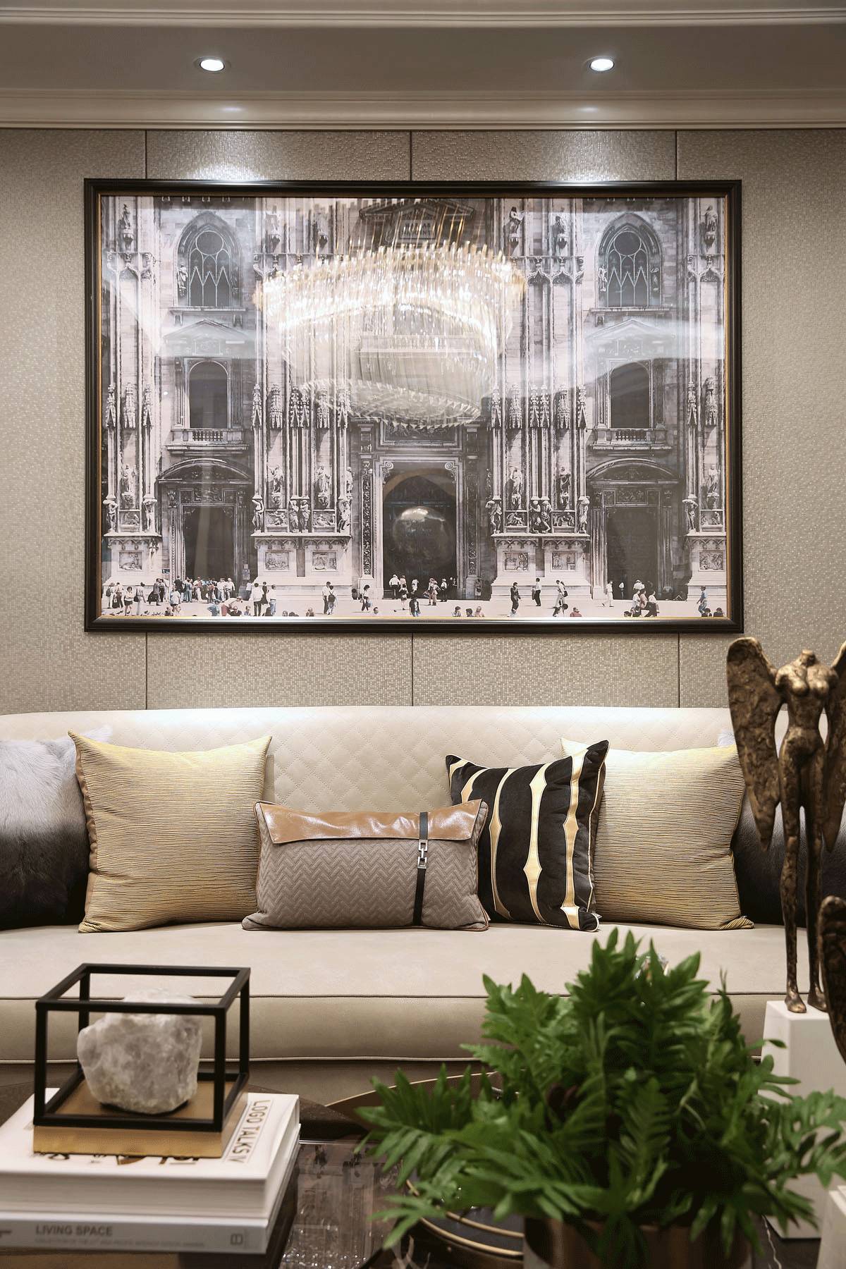 現(xiàn)代輕奢風(fēng)格裝修效果圖